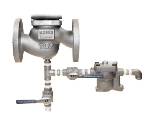 トラップ配管した写真(バルブ部のみ)